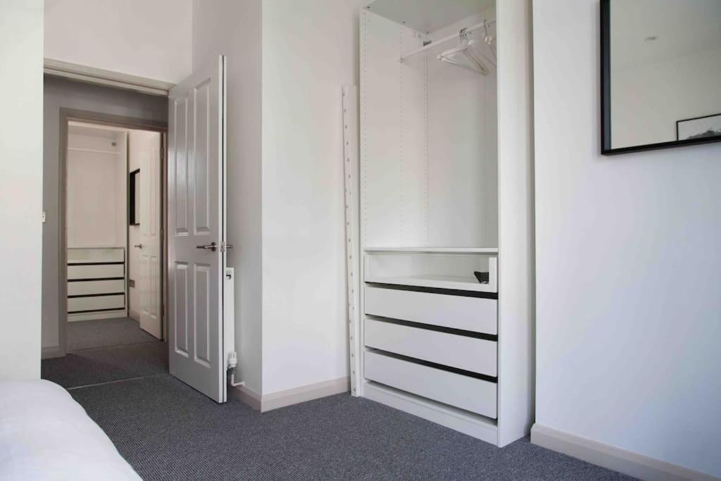 Stunning 2 Bed Apartment With Sea Views, Penzance Eksteriør bilde